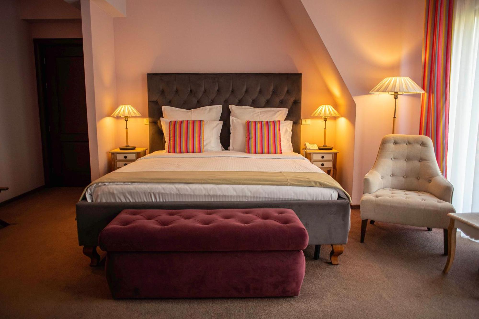 Paj Hotelul Retreat & Spa Sinaia Eksteriør bilde