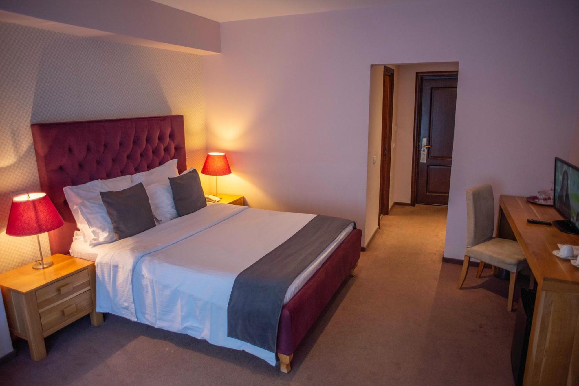 Paj Hotelul Retreat & Spa Sinaia Eksteriør bilde