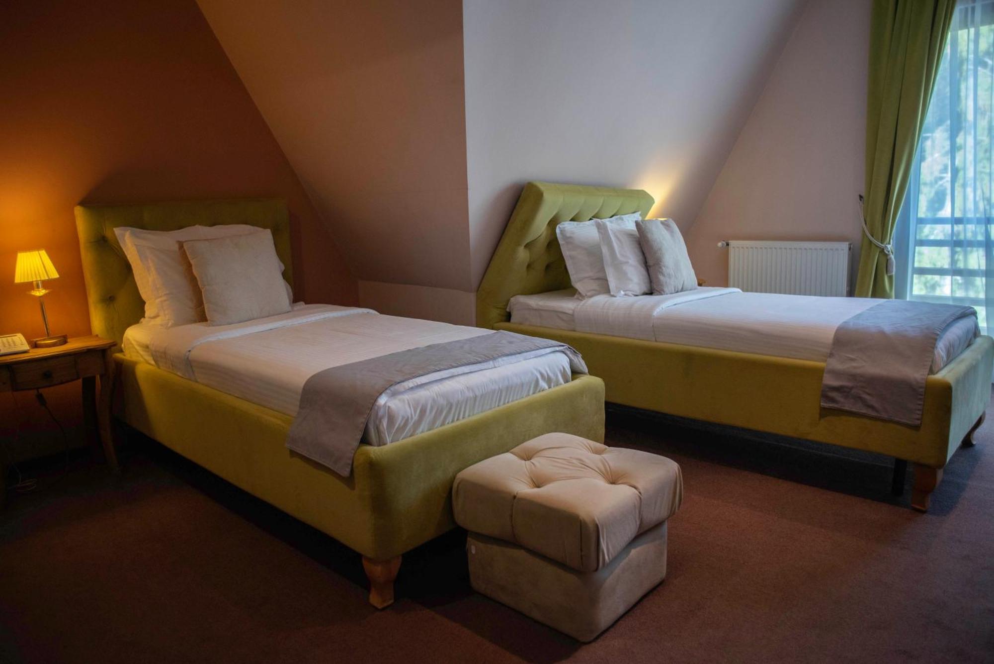 Paj Hotelul Retreat & Spa Sinaia Eksteriør bilde