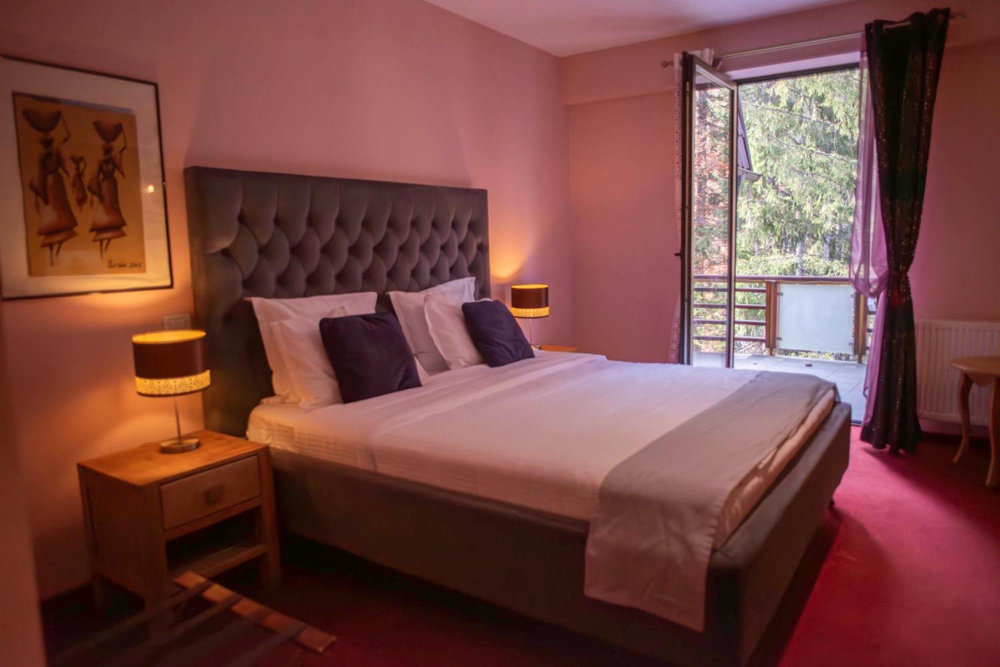 Paj Hotelul Retreat & Spa Sinaia Eksteriør bilde