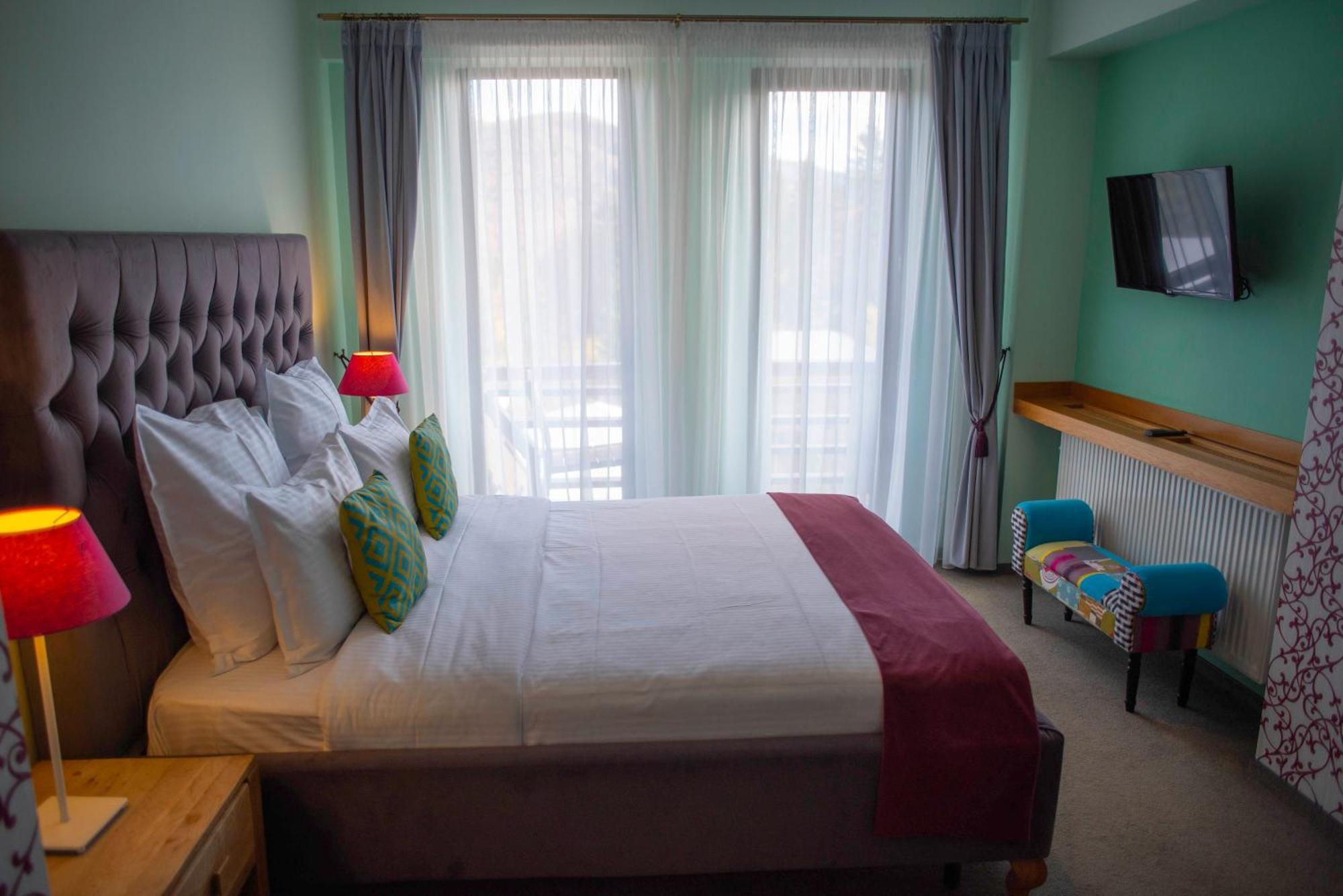 Paj Hotelul Retreat & Spa Sinaia Eksteriør bilde