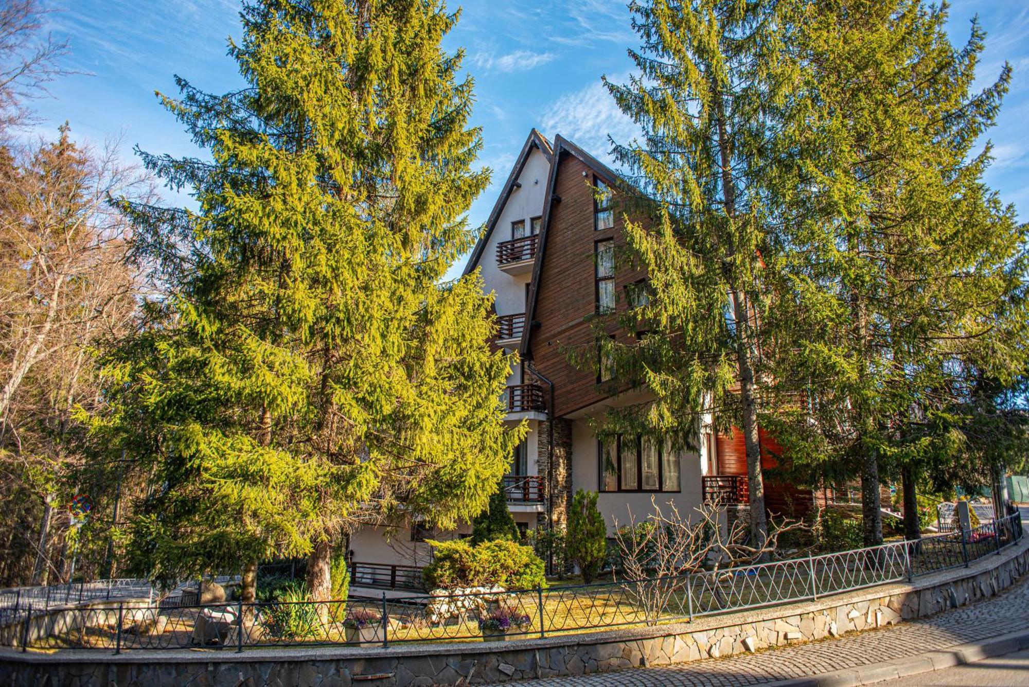 Paj Hotelul Retreat & Spa Sinaia Eksteriør bilde